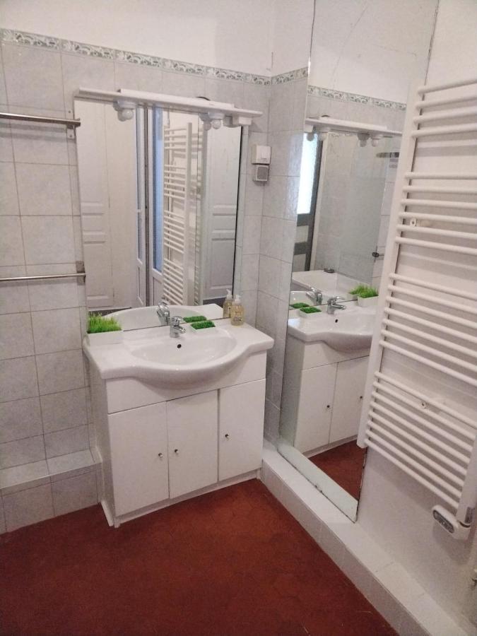 Quartier Des Createurs "La Plaine Cours Julien" Chambre Privee Dans Appartement Menage Frequent Des Parties Commune Marseille Ngoại thất bức ảnh