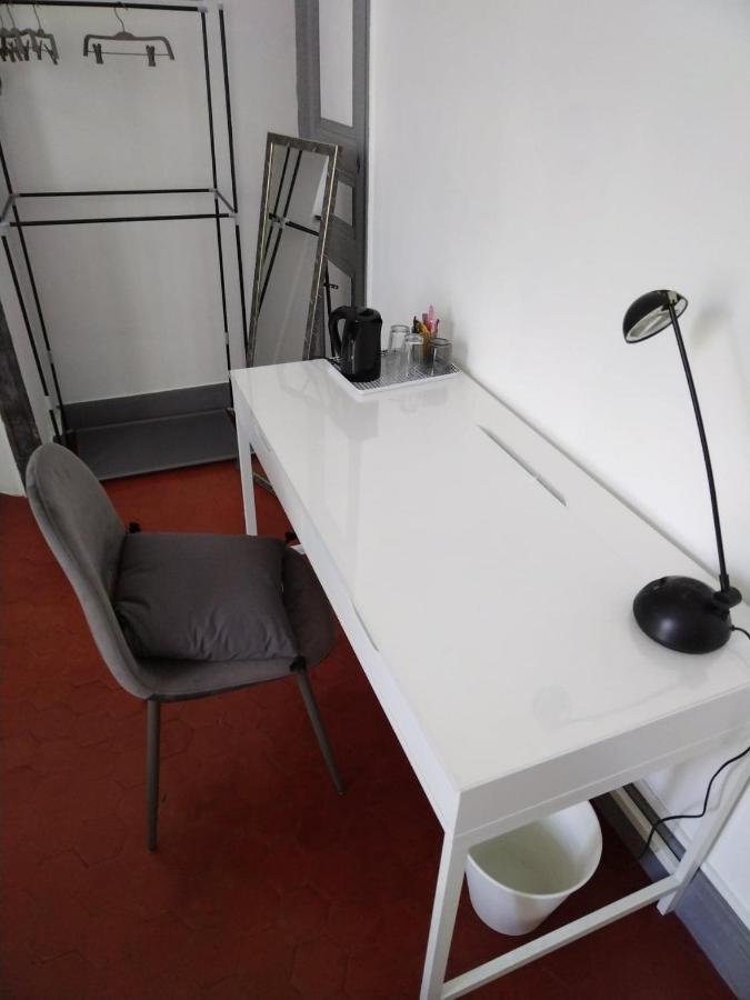 Quartier Des Createurs "La Plaine Cours Julien" Chambre Privee Dans Appartement Menage Frequent Des Parties Commune Marseille Ngoại thất bức ảnh