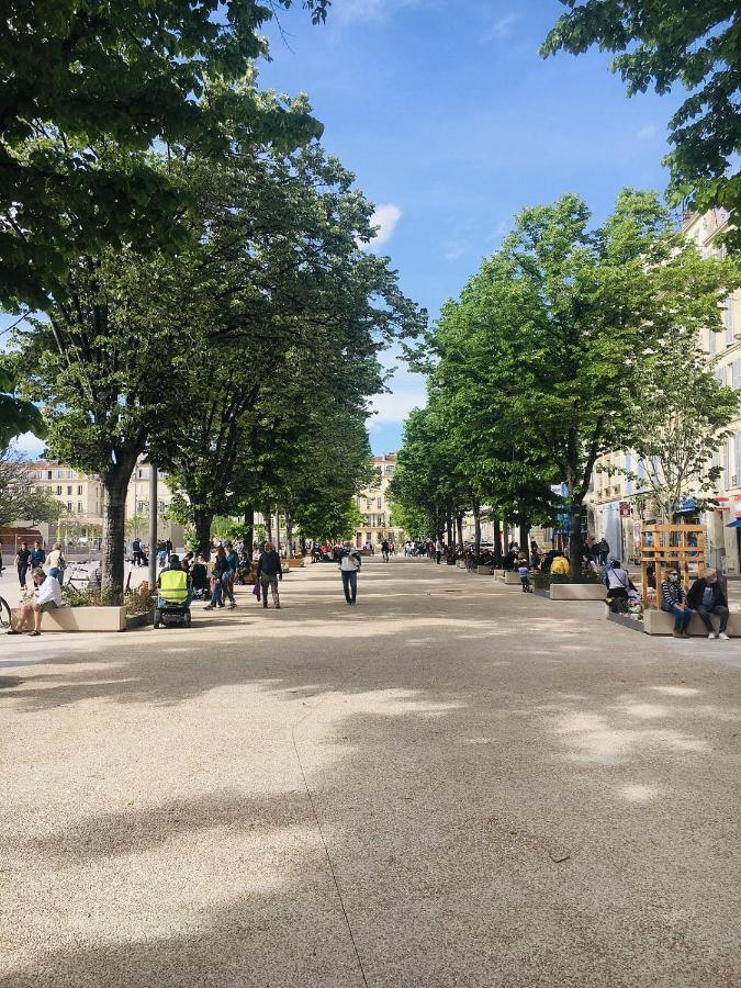 Quartier Des Createurs "La Plaine Cours Julien" Chambre Privee Dans Appartement Menage Frequent Des Parties Commune Marseille Ngoại thất bức ảnh